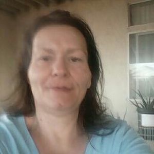 Meet your Posher, Pamela